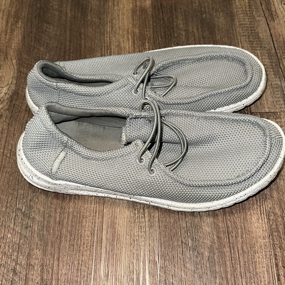 Island Surf Shoes Gray size 9 Ladies - Picture 2 of 5